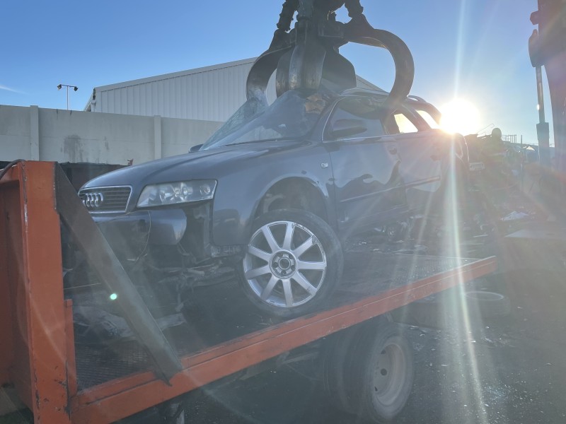 Entreprise pour enlèvement d'épaves : autos, motos, scooters et utilitaires a Aix en Provence