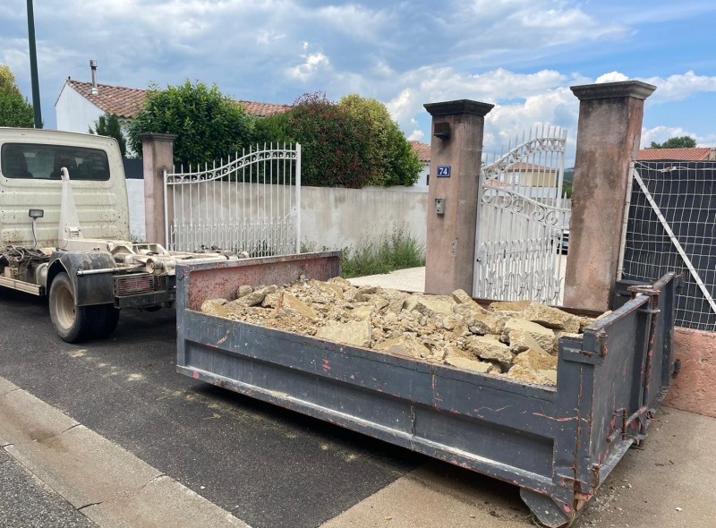Louez une benne pour vos travaux de rénovation Marignane - Service de qualité garanti