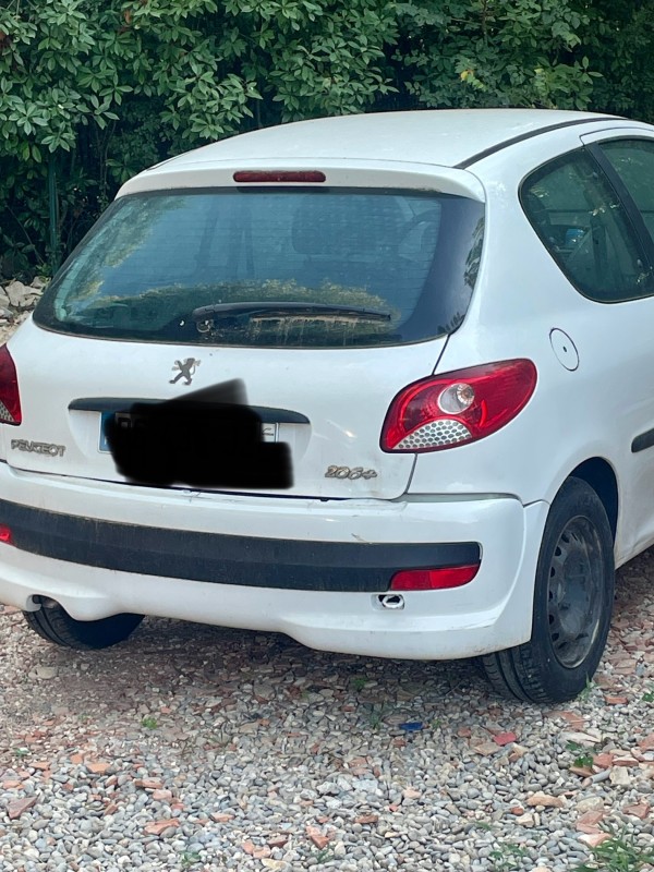 Enlèvement d’épave gratuit à Ollieres