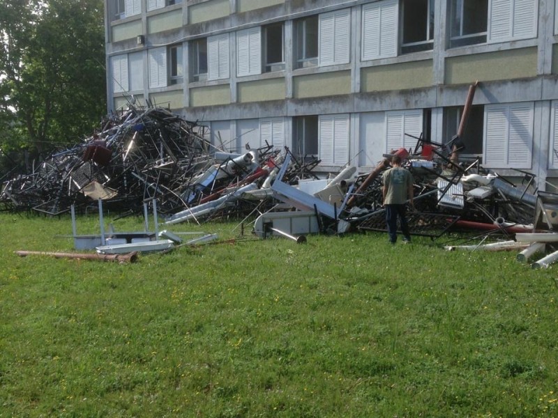 Débarras de la cité universitaire à  Aix-en-Provence
