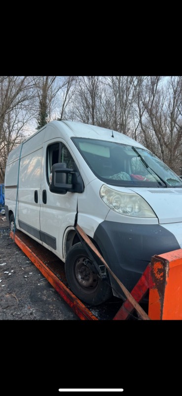 Enlèvement d’épave d’utilitaire gratuit à Aix-en-Provence